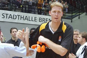 Shawn Bradley: Der Center spielte für die deutsche Basketball-Nationalmannschaft.