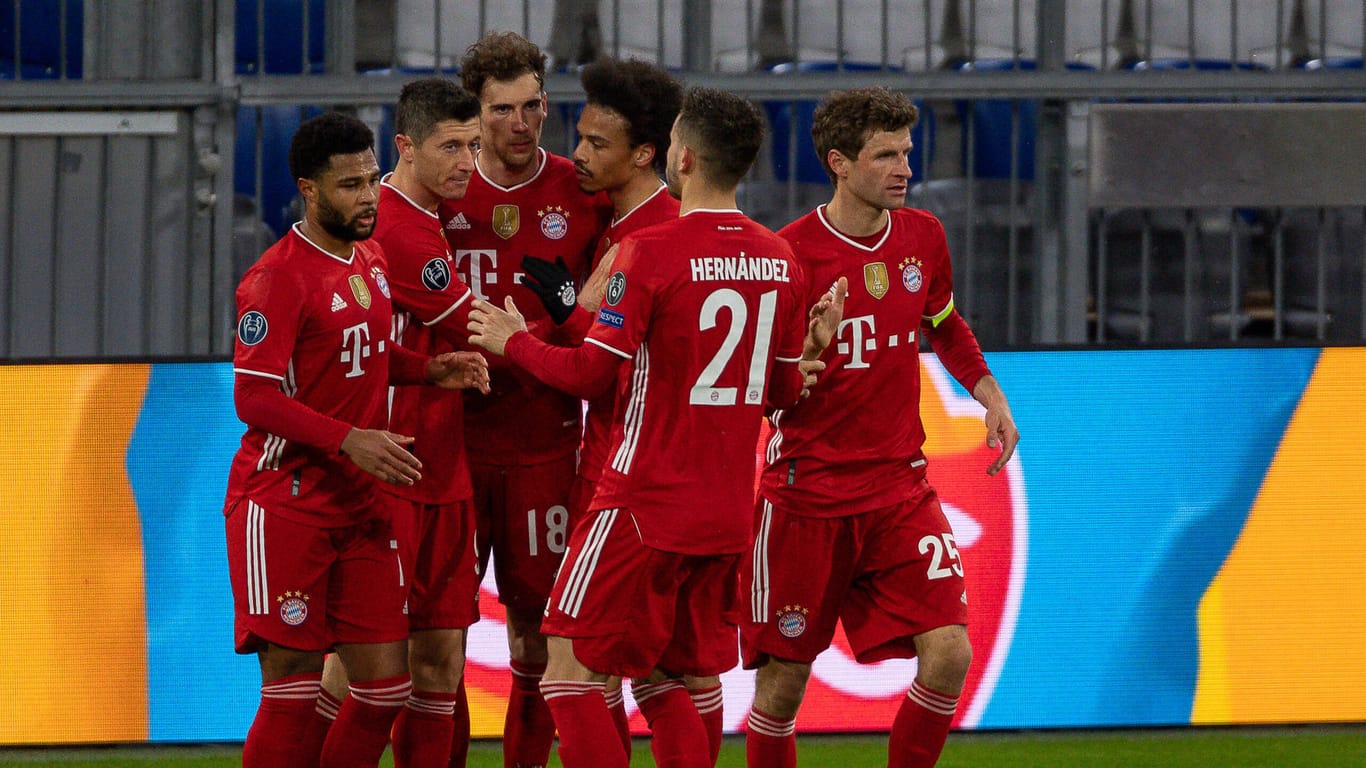 Bayern München: Der deutsche Rekordmeister steht nach dem Sieg gegen Lazio Rom im Viertelfinale der Champions League.