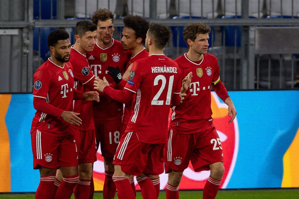 Bayern München: Der deutsche Rekordmeister steht nach dem Sieg gegen Lazio Rom im Viertelfinale der Champions League.