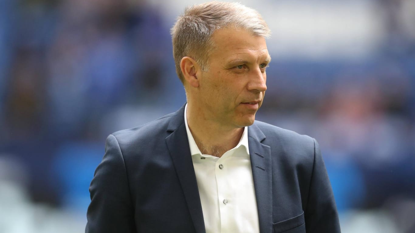 Klare Worte: Schalkes Sportchef Peter Knäbel.