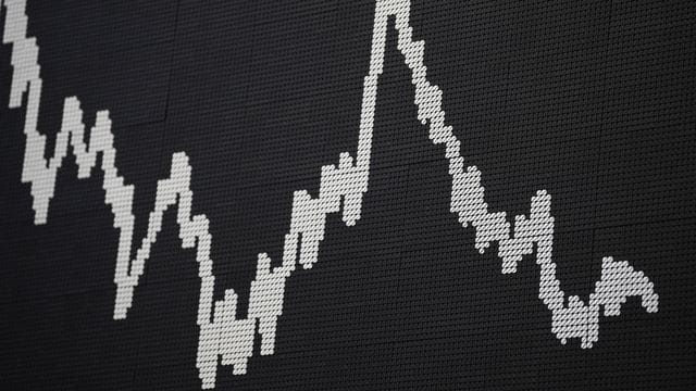 Einige Unternehmen haben in den letzten Jahren besonders große Verluste gemacht. Einige Unternehmen haben in den letzten Jahren besonders große Verluste gemacht.