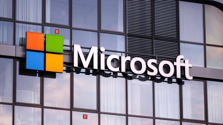 Microsoft-Logo: Programme des Unternehmens dürften womöglich bald in Mecklenburg-Vorpommern nicht mehr eingesetzt werden
