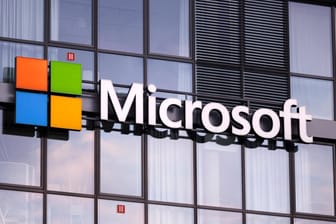 Microsoft-Logo: Programme des Unternehmens dürften womöglich bald in Mecklenburg-Vorpommern nicht mehr eingesetzt werden