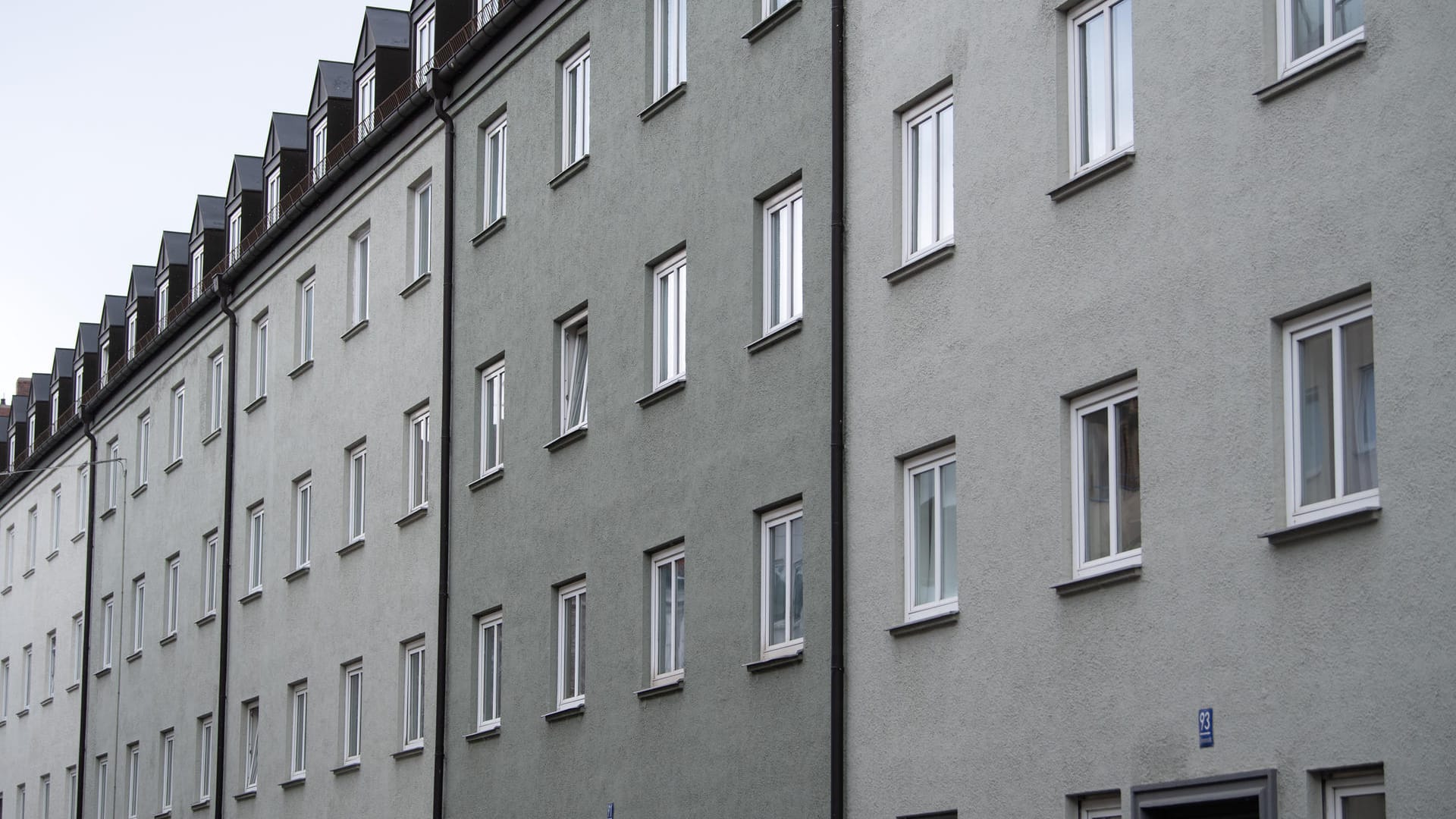 Wohnanlage im Münchener Stadtteil Schwabing: Die Mieten sollen hier drastisch steigen. Dagegen klagte der Münchener Mieterverein.