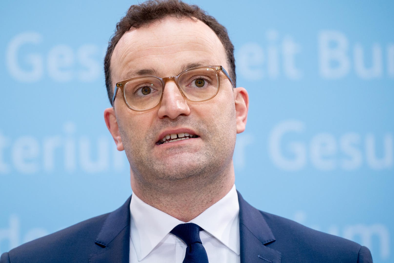 Jens Spahn: Der Gesundheitsminister hat Impfungen mit Astrazeneca wieder freigegeben.