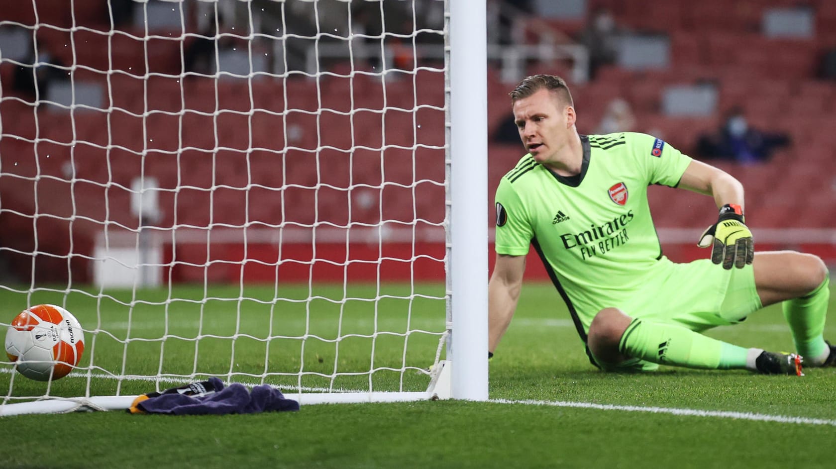 Bernd Leno: Der DFB-Star kam mit Arsenal in der Europa League trotz einer Niederlage im Rückspiel gegen Piräus weiter.