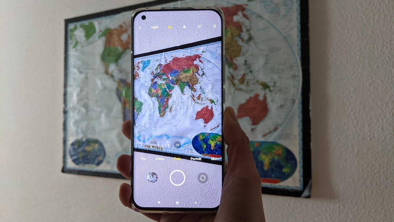 Die Kamera-App des Xiaomi Mi 11 zeigt ein vollformatiges Sucherbild: Das neue Flaggschiff überzeugt mit einem starken Display und unzähligen Foto-Features.