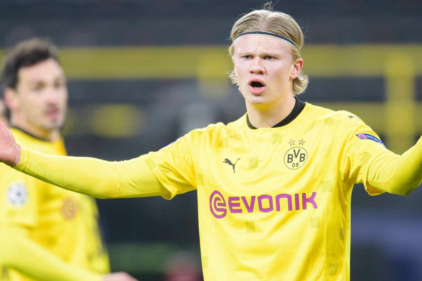 Erling Haaland: Der BVB-Spieler bekommt es mit den Verteidigern von Manchester City zu tun.