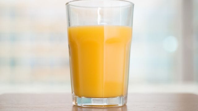 Orangensaft blieb auch 2020 der beliebteste Fruchtsaft in Deutschland. Orangensaft blieb auch 2020 der beliebteste Fruchtsaft in Deutschland.