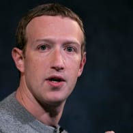 Mark Zuckerberg, CEO von Facebook, hält eine Rede im Paley Center in New York.