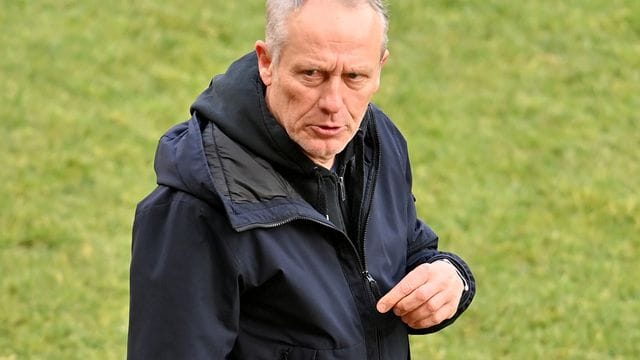 Lässt die Nationalspieler zu den Spielen reisen: Freiburgs Trainer Christian Streich.