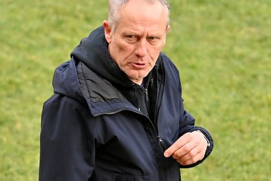 Lässt die Nationalspieler zu den Spielen reisen: Freiburgs Trainer Christian Streich.