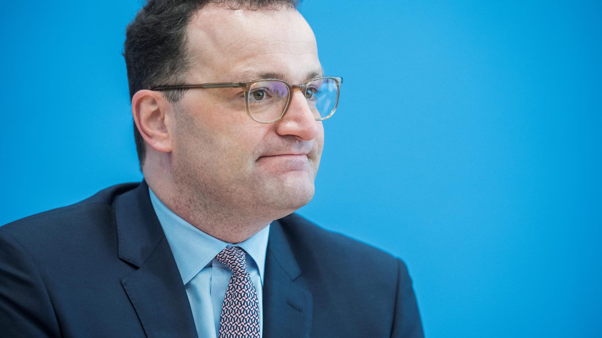 Gesundheitsminister Jens Spahn: Wieder geht eine ereignisreiche Woche in der Corona-Pandemie zu Ende.