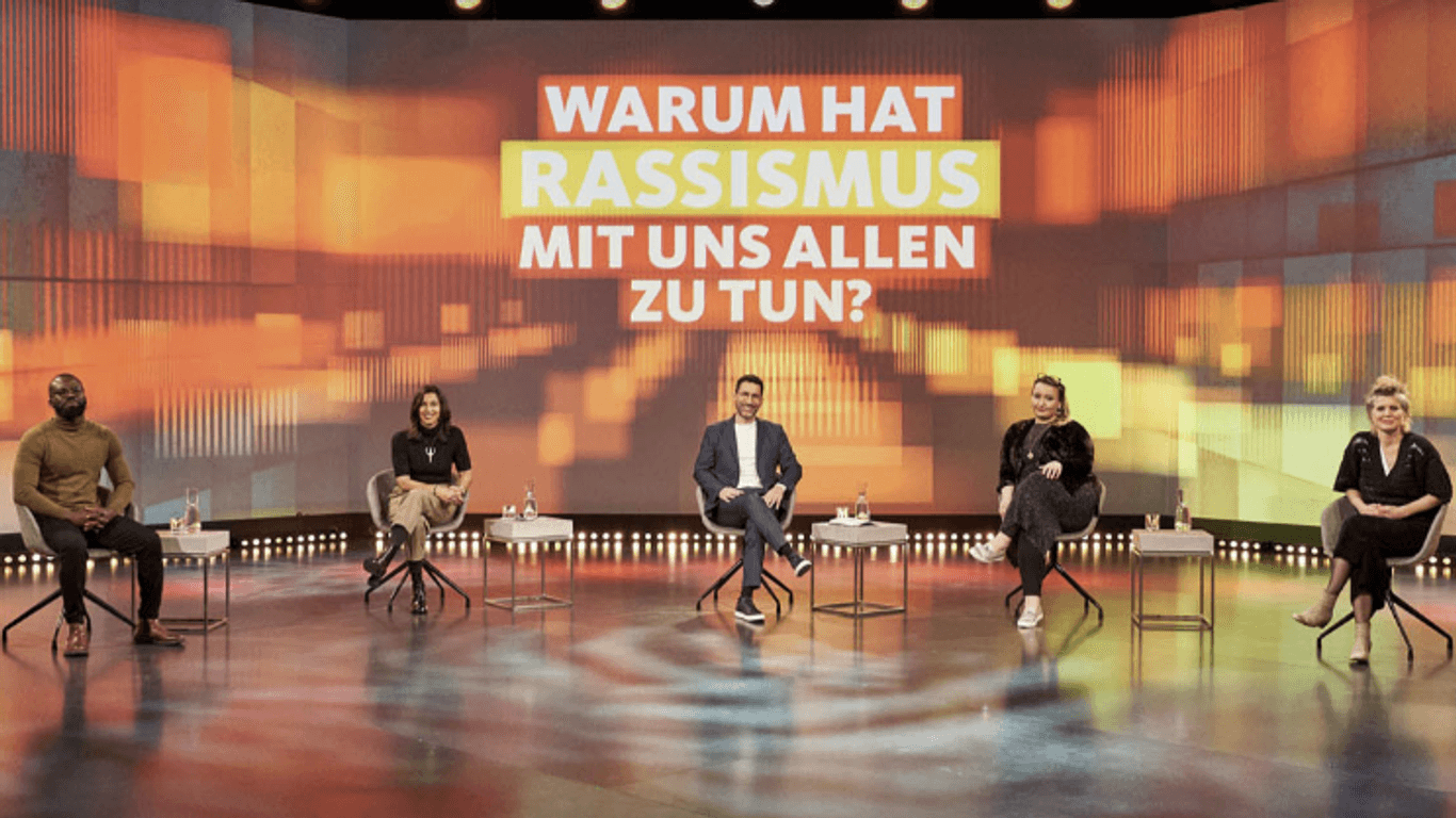 "Warum hat Rassismus mit uns allen zu tun?": Die WDR-Sendung sollte sich der Kritik stellen – und geriet selbst in die Kritik.