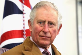 Prinz Charles: Der britische Thronfolger hat auf die Anschuldigungen von Harry und Meghan reagiert.