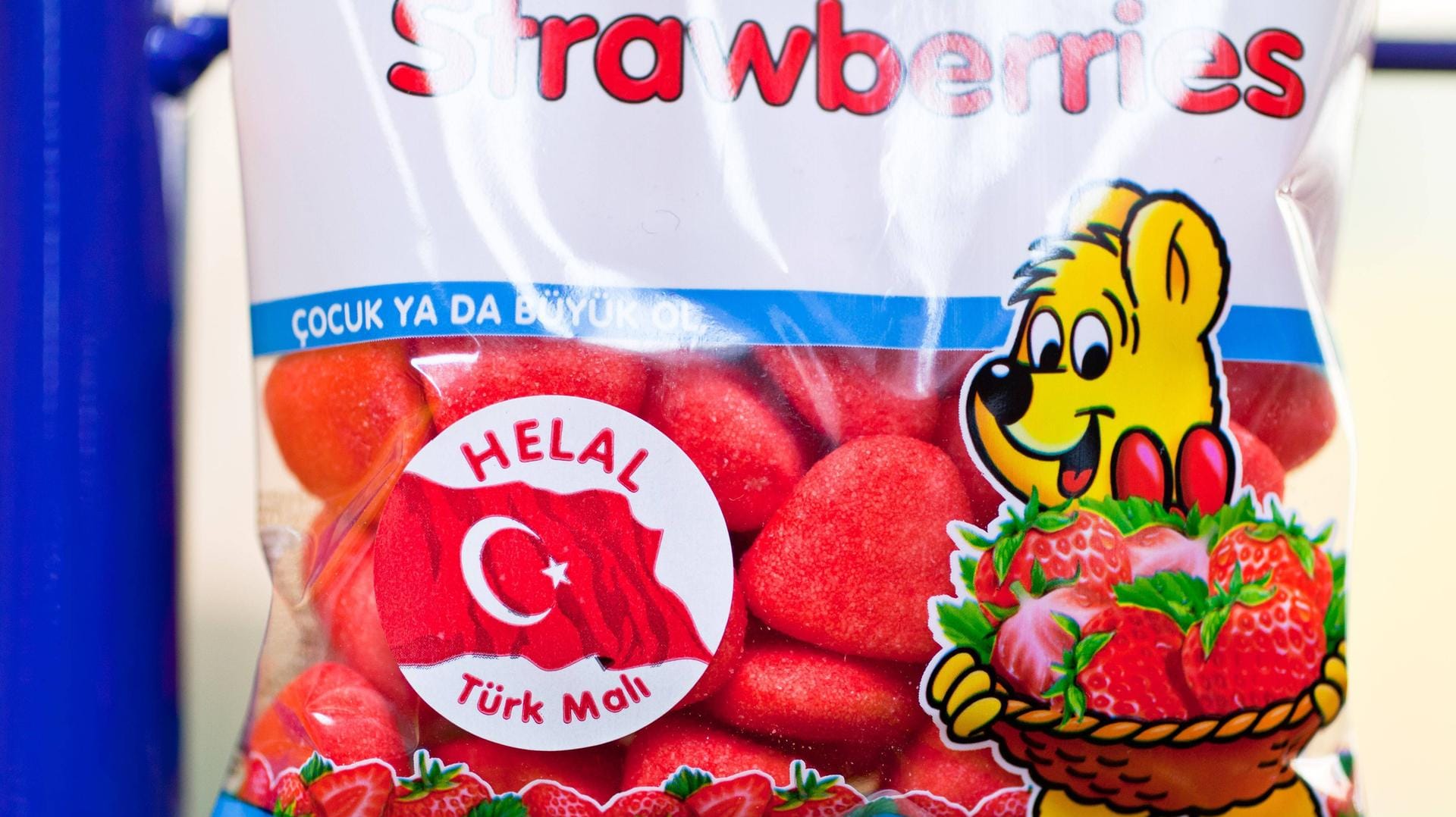 Eine Tüte mit Haribo-Erdbeeren (Archivbild). In Paris wurden sie mit Drogen verwechselt. Eine Tüte mit Haribo-Erdbeeren (Archivbild). In Paris wurden sie mit Drogen verwechselt.