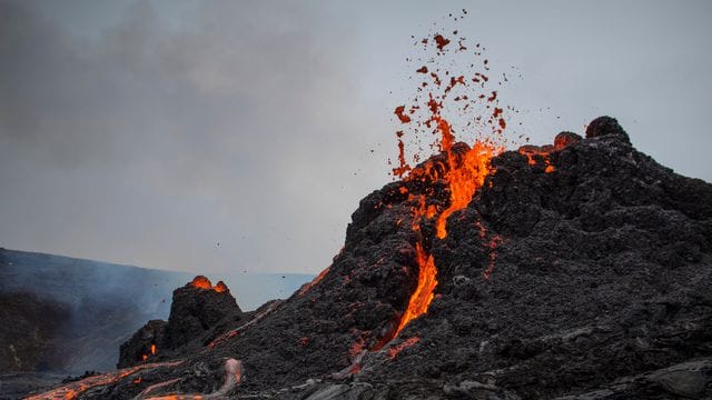 Laut dem Meteorologischen Dienst in Island wurden zwar nur leichte seismologische Ausschläge gemessen. Laut dem Meteorologischen Dienst in Island wurden zwar nur leichte seismologische Ausschläge gemessen.