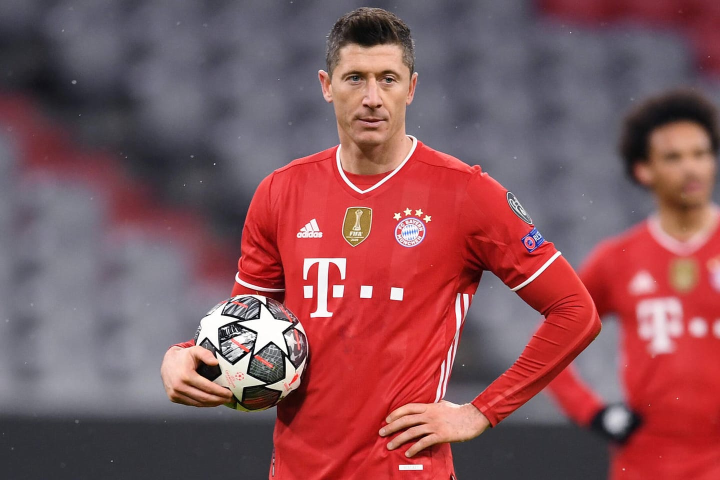 Robert Lewandowski: Der polnische Nationalstürmer darf offenbar doch beim Länderspiel in England dabei sein.