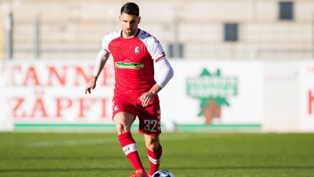 Hat eine mögliche Europapokal-Teilnahme des SC Freiburg noch nicht abgeschrieben: Vincenzo Grifo. Hat eine mögliche Europapokal-Teilnahme des SC Freiburg noch nicht abgeschrieben: Vincenzo Grifo.