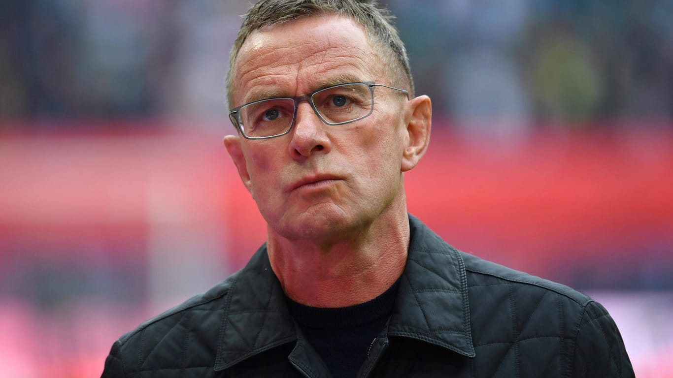 Ralf Rangnick: Der umworbene Sportvorstand wird doch nicht zum FC Schalke gehen.
