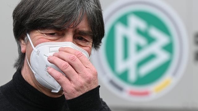 Entscheidet im Mai über den finalen EM-Kader: Bundestrainer Joachim Löw. Entscheidet im Mai über den finalen EM-Kader: Bundestrainer Joachim Löw.