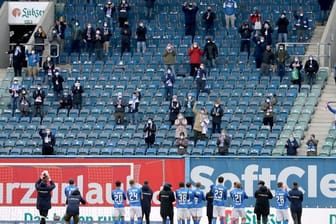 Hansa Rostock spielte vor 702 Zuschauern.