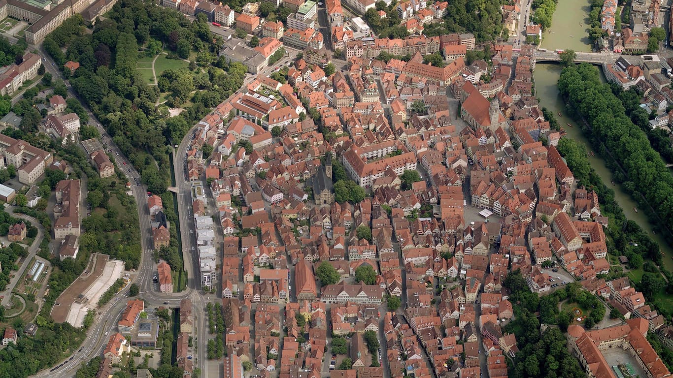 Die Altstadt von Tübingen: Hier wurden am Sonntag zwei leichte Erdbeben verzeichnet.