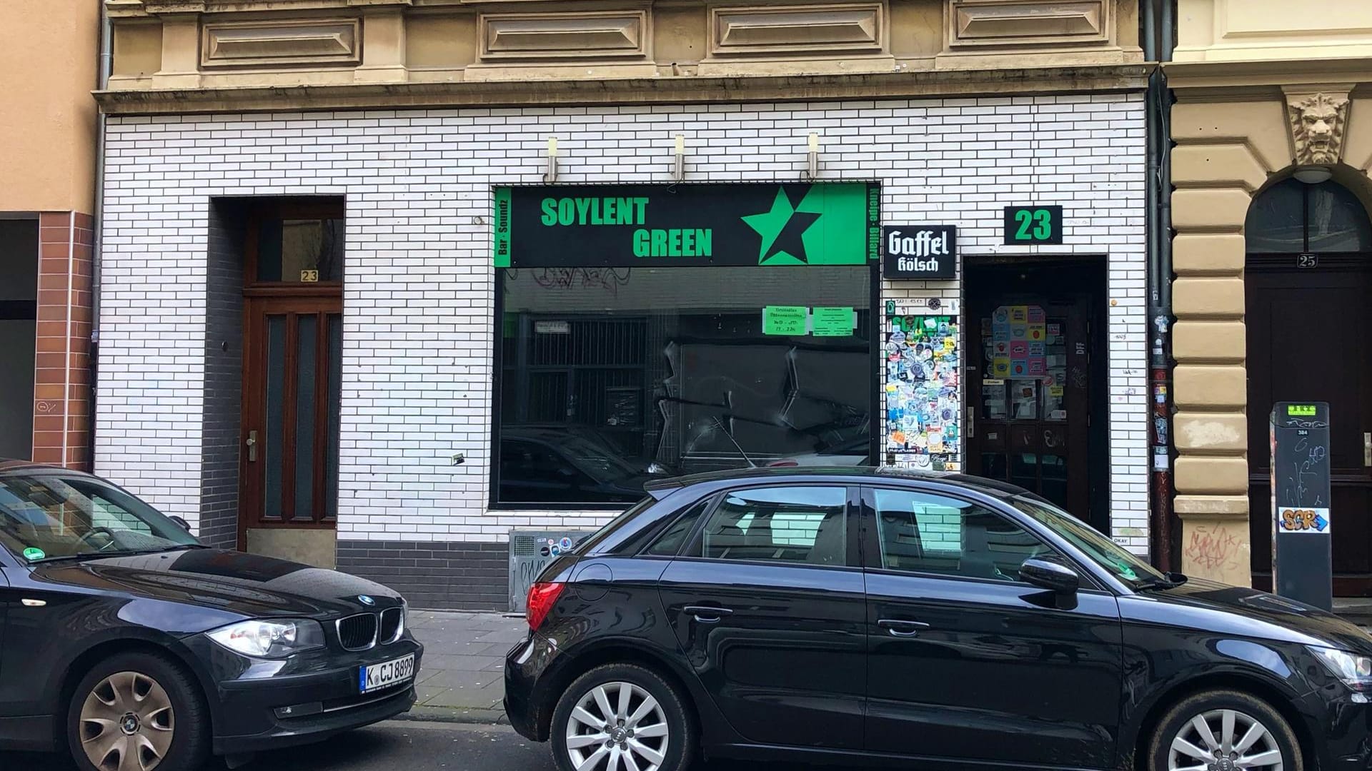 Das Soylent Green auf der Kyffhäuserstraße: Mit seinen treuen Mitarbeitern komme er noch gerade zurecht, sagt Betreiber Markus Vogt.