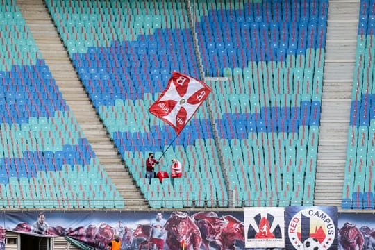 RB Leipzig könnte gegen die Bayern möglicherweise vor Fans spielen.