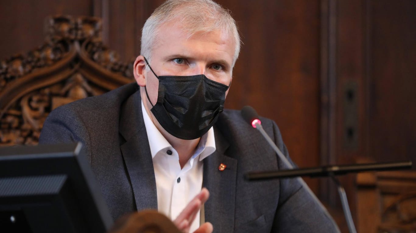 Andreas Bausewein: Der Oberbürgermeister will ein Stück zurück in die Normalität.