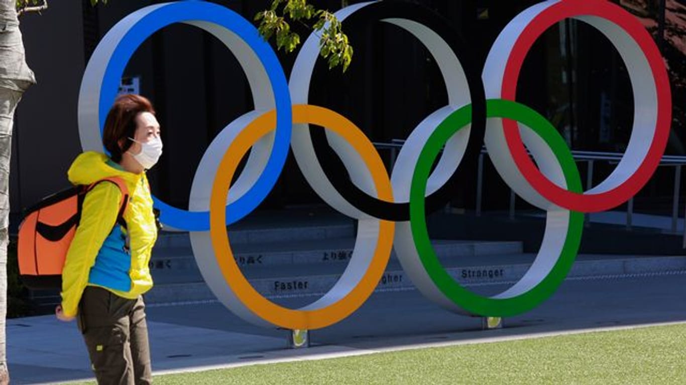 Der Verein Athleten Deutschland hat in der Debatte um die Sommerspiele in Tokio den Druck auf die Olympia-Macher und das IOC erhöht.