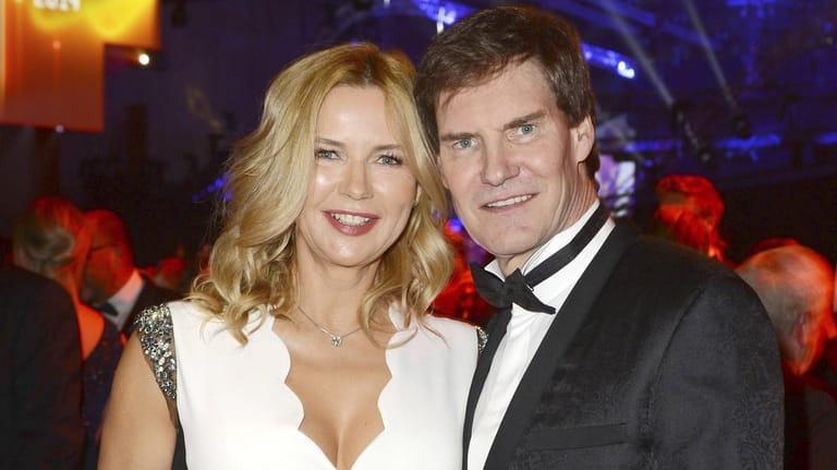 Seit 2014 ist Carsten Maschmeyer mit der Schauspielerin Veronica Ferres verheiratet.