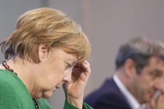 Lockerungen für den Amateursport gestoppt: Angela Merkel und Markus Söder nach den Verhandlungen.