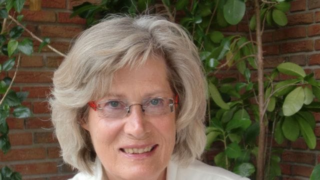 Helga van Beuningen erhält den Straelener Übersetzerpreis der Kunststiftung NRW. Helga van Beuningen erhält den Straelener Übersetzerpreis der Kunststiftung NRW.