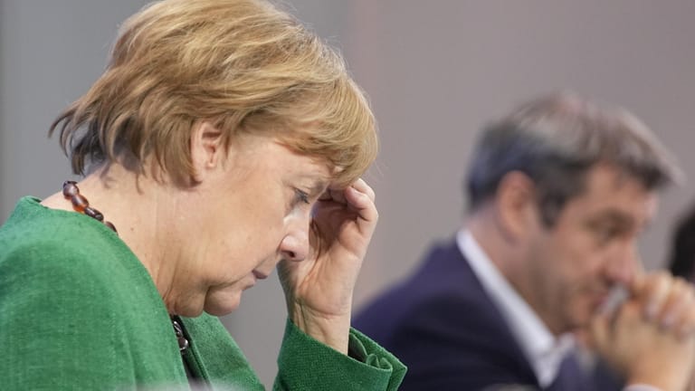 Angela Merkel nach dem Corona-Gipfel: Schon nach der letzten Spitzenrunde hatte sie eindringlich davor gewarnt, dass die "Notbremse" wohl nötig sein würde. Jetzt zog die Kanzlerin sie.