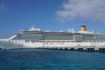 Costa Luminosa im Kreuzfahrthafen Cozumel (Mexiko): Im Mai 2021 startet das Schiff trotz Corona-Pandemie wieder mit Touren.