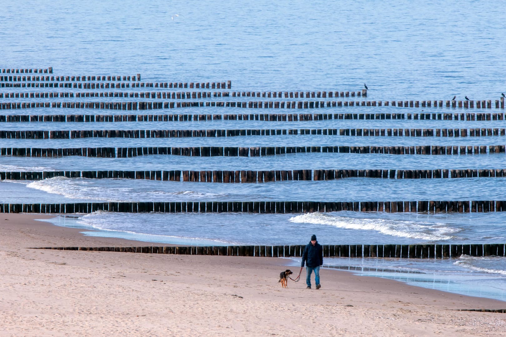 Leerer Ostseestrand: Das Ostergeschäft ist für die Reisebranche bereits gelaufen.