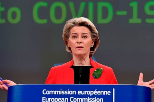 EU-Kommissionschefin Ursula von der Leyen hatte in der vergangenen Woche mit Impfstoff-Exportverboten gedroht.
