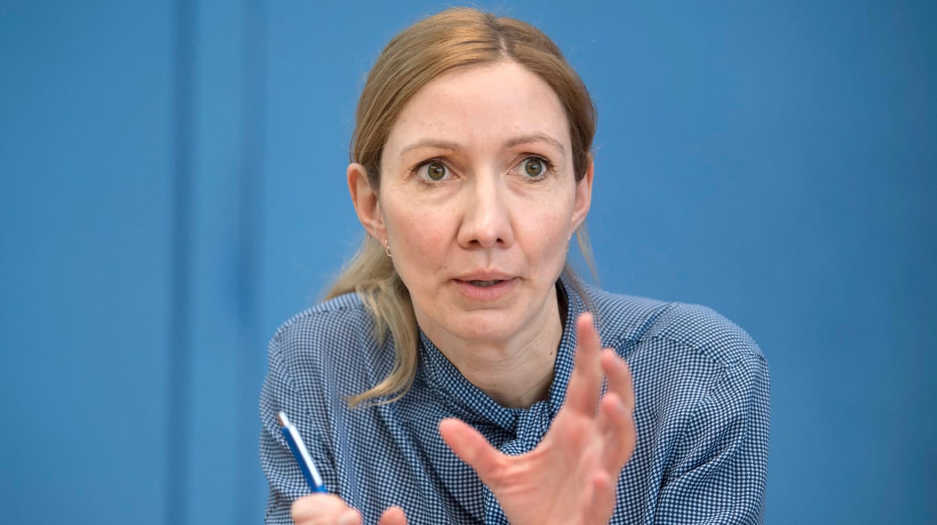 Sandra Ciesek: Die Virologin hält die Beschlüsse des jüngsten Corona-Gipfels für unzureichend. Sandra Ciesek: Die Virologin hält die Beschlüsse des jüngsten Corona-Gipfels für unzureichend.