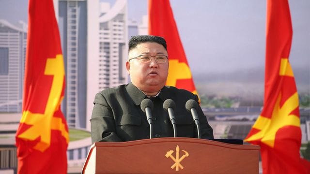 Nordkoreas Machthaber Kim Jong Un soll einen neuen Raketentest unternommen haben. Nordkoreas Machthaber Kim Jong Un soll einen neuen Raketentest unternommen haben.