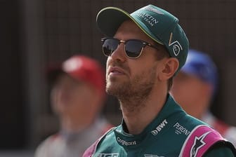Ex-Weltmeister Sebastian Vettel hält sich vor dem ersten Formel-1-Rennen mit seinem neuen Team Aston Martin noch immer gut genug für Titel.