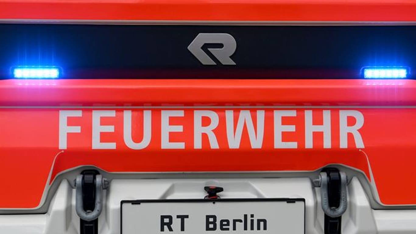 In den vergangenen zehn Jahren wurde fast 40 Mal in Wachen oder Fahrzeuge der Berliner Feuerwehr eingebrochen.