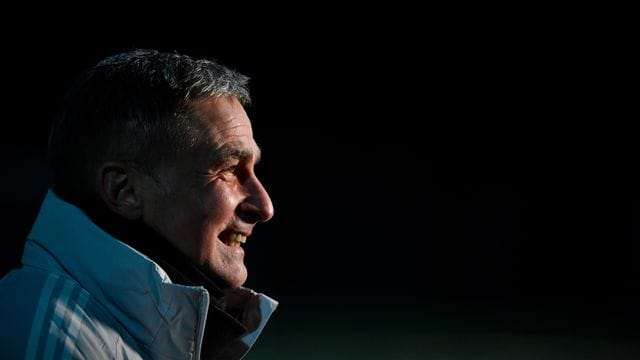 Stefan Kuntz will sich vorerst nicht mit der Bundestrainerfrage beschäftigen. Stefan Kuntz will sich vorerst nicht mit der Bundestrainerfrage beschäftigen.
