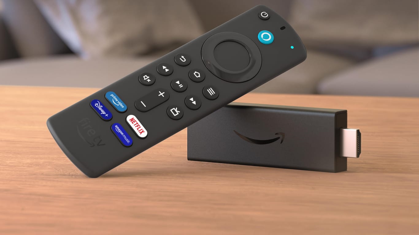 Die neue Fernbedienung des Fire-TV-Sticks von Amazon: Erstmals sind vier Tasten für Streamingdienste mit an Bord.