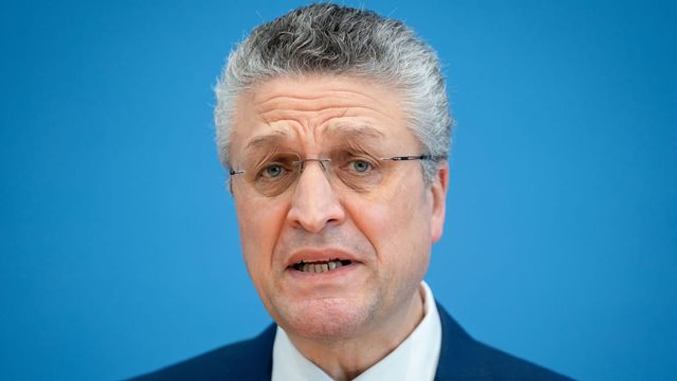 RKI-Präsident Lothar Wieler sieht kaum eine Alternative zum Lockdown in Deutschland.