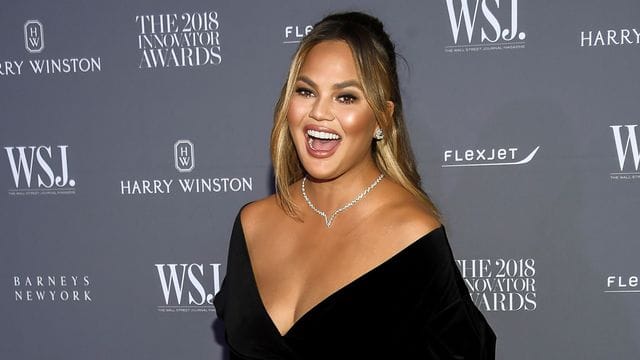 Das US-amerikanische Model Chrissy Teigen zieht sich von Twitter zurück. Das US-amerikanische Model Chrissy Teigen zieht sich von Twitter zurück.