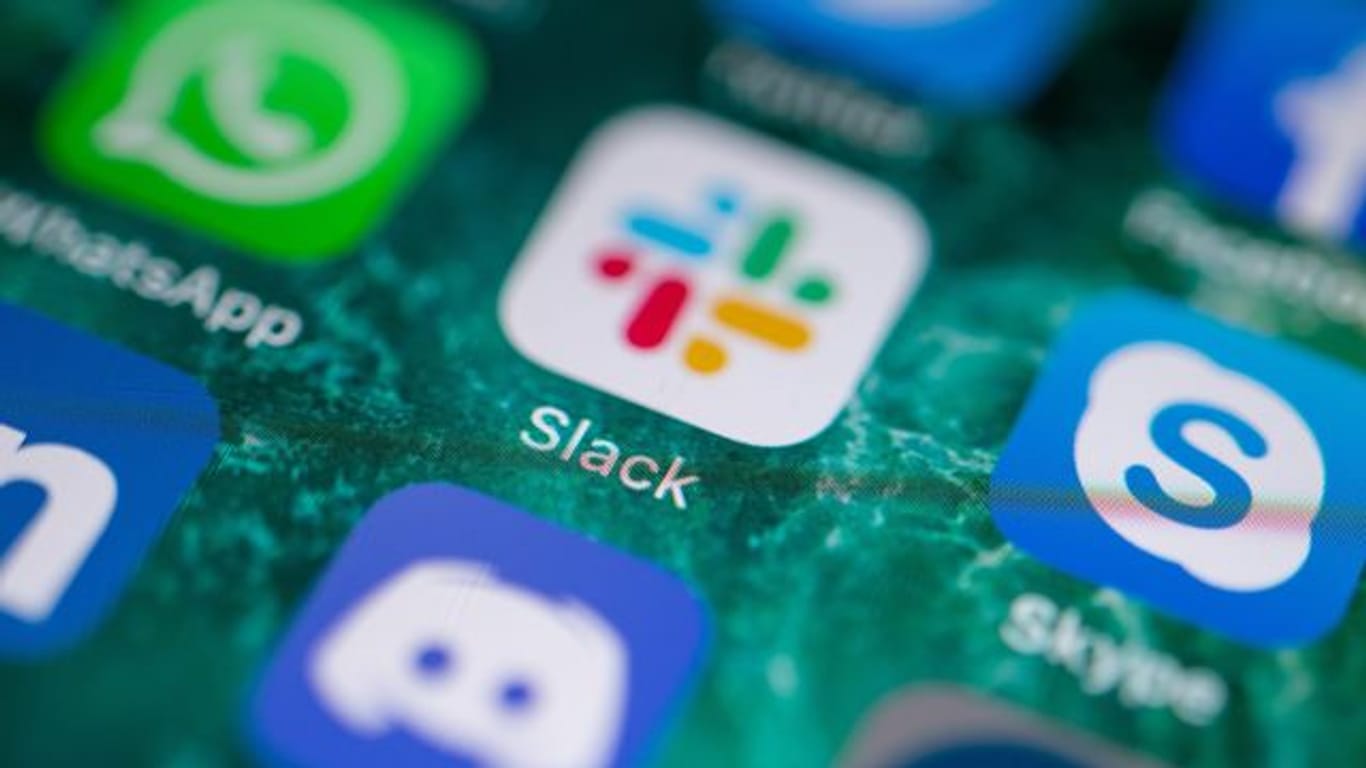 Der Bürokommunikationsdienst Slack will eine größere Rolle im Arbeitsalltag spielen und bricht dafür Grenzen zwischen Unternehmens-Netzwerken auf der Plattform auf.