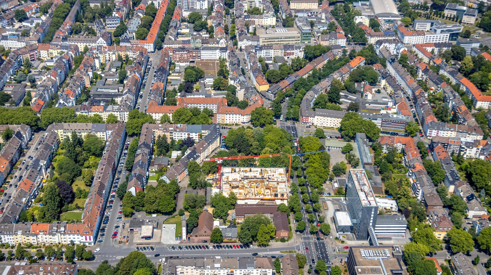 Ruhrallee in Dortmund: Die Innenstadt wird noch heute evakuiert. Ruhrallee in Dortmund: Die Innenstadt wird noch heute evakuiert.