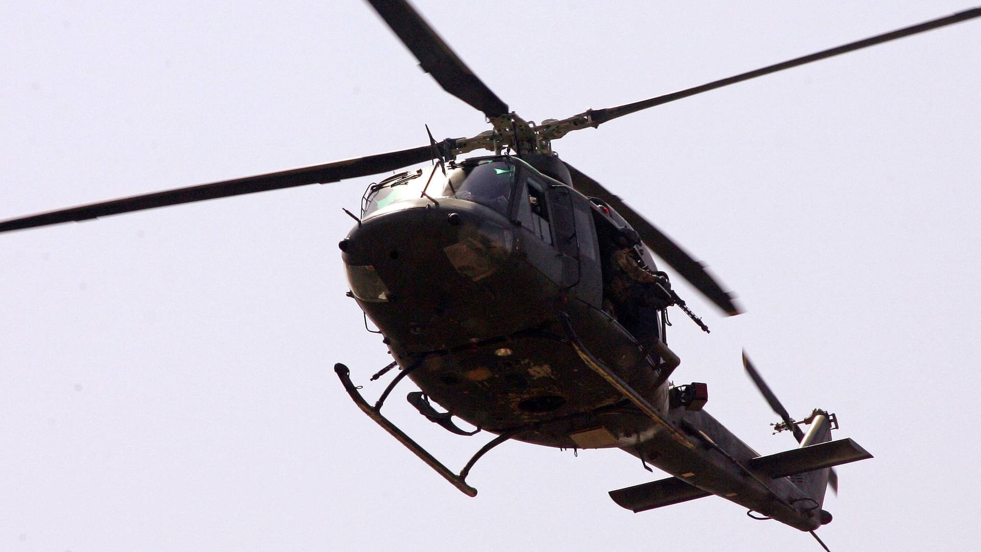 Ein Hubschrauber des Typs Bell 212 (Symbolbild): In Uruguay eine Maschine mit Corona-Impfstoff an Bord abgestürzt. Ein Hubschrauber des Typs Bell 212 (Symbolbild): In Uruguay eine Maschine mit Corona-Impfstoff an Bord abgestürzt.