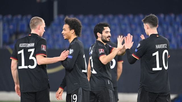 Die deutsche Nationalmannschaft hatte keine Probleme mit den Isländern. Die deutsche Nationalmannschaft hatte keine Probleme mit den Isländern.